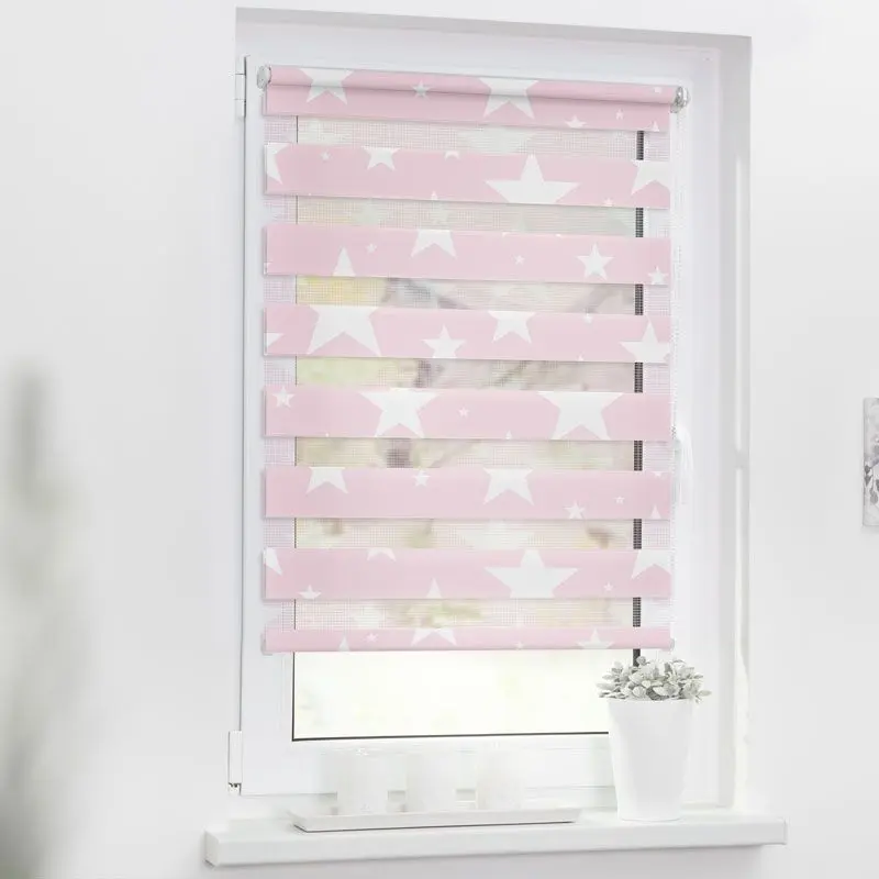 Doppelrollo für das Kinderzimmer als Sichtschutz mit weißen Sternen und rosa Hintergrund