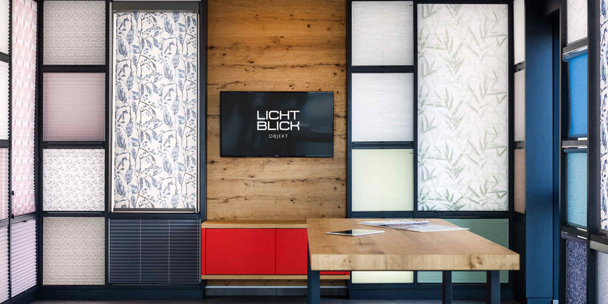 Lichtblick-Objekt-Ausstellungraum-breit Lichtblick-Objekt-Ausstellungraum-breit